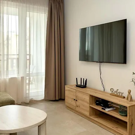 公寓 Stylish Flat With Parking - St Constantine & Helena By Flat Mаnаger *